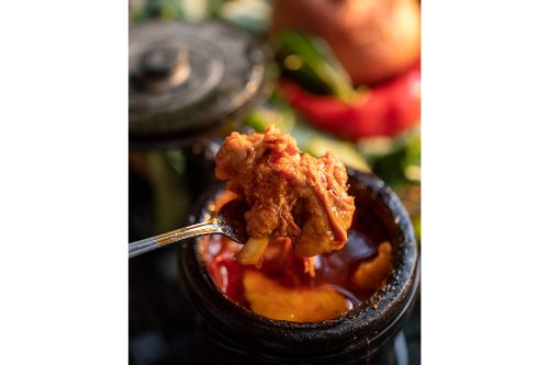 دیزی مخصوص بیستون